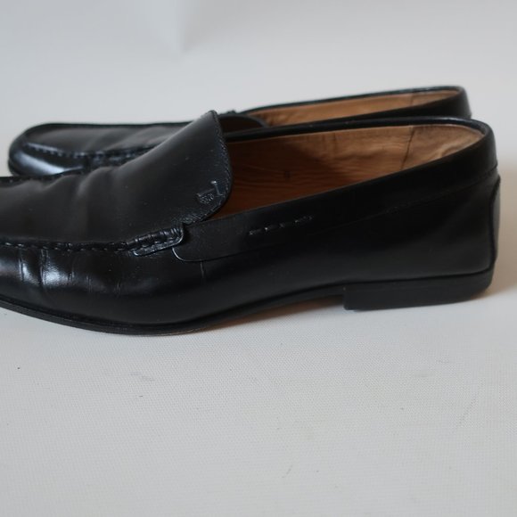 MENS TOD'S BLACK LEATHER SLIP-ON LOAFERS 9 * - Picture 4 of 14